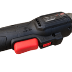 Llave Chicharra Inalámbrica 3/8” 100Nm Brushless Plessey 6101 con 2 Baterías y Cargador
